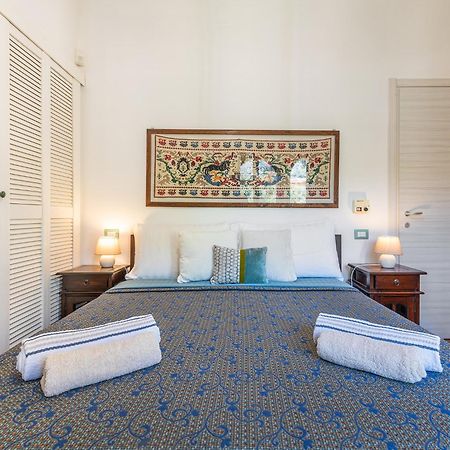 Guest House Villa Verde - Short Term Room Rentals 토레 델레 스텔레 외부 사진