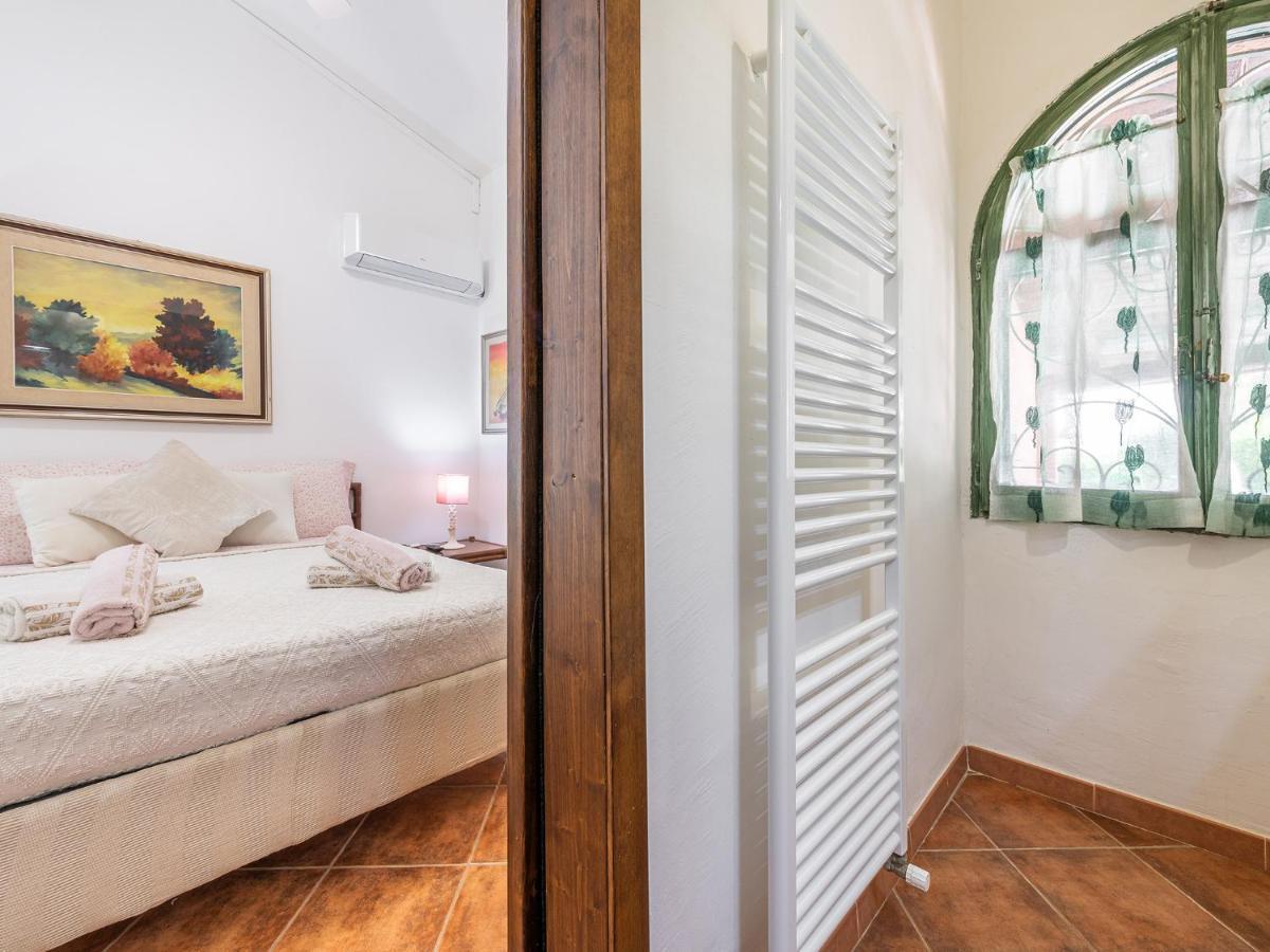 Guest House Villa Verde - Short Term Room Rentals 토레 델레 스텔레 외부 사진